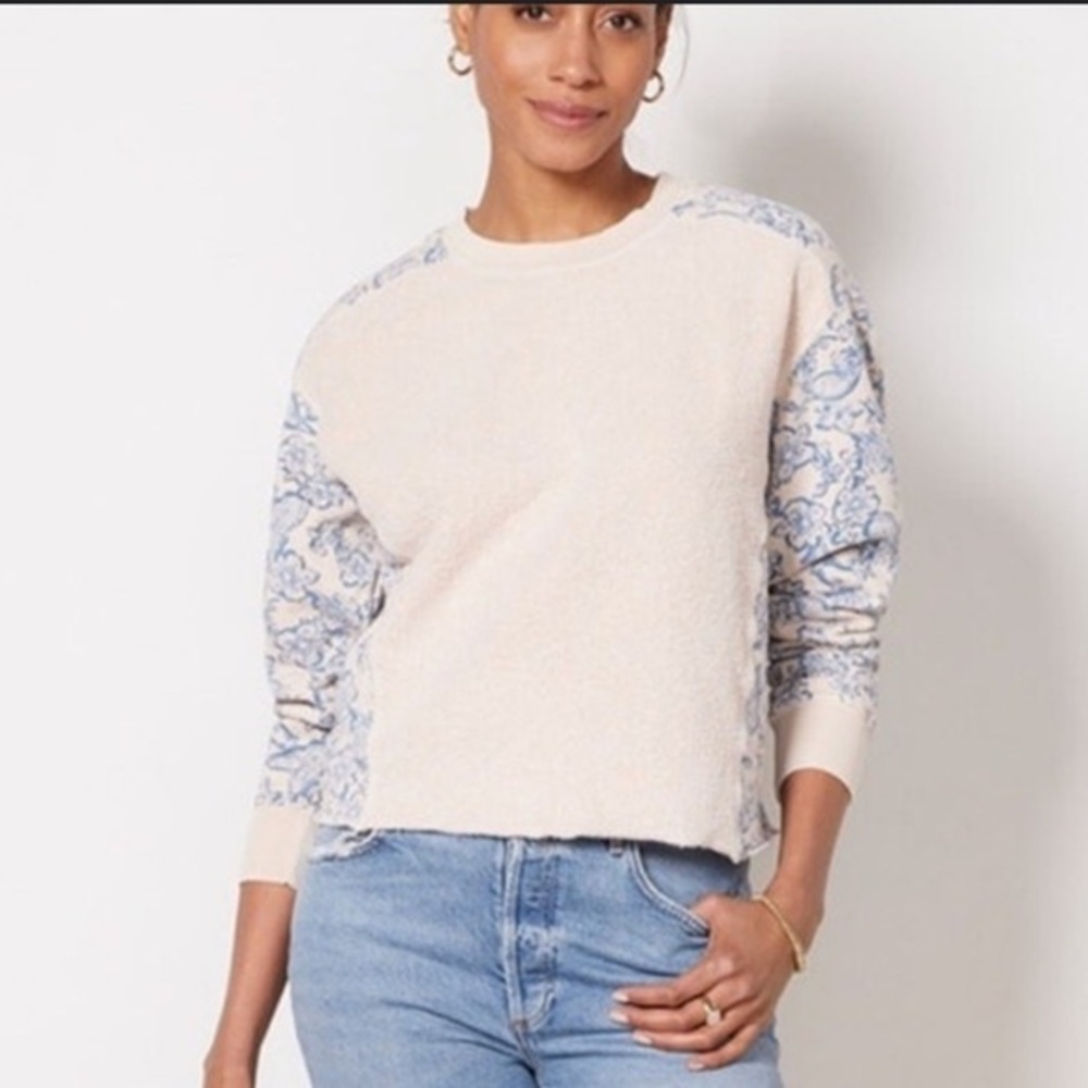 SUNDRY womans floral/ paisley sweatshirt size medium